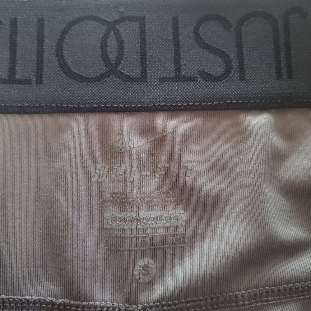 Nike  Grey Tie-Dye Leggings S - Picture 5 of 12